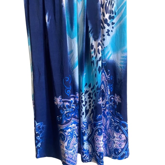 Seven Islands Blue Print V-Neck Maxi Dress. Size Small - Picture 6 of 8